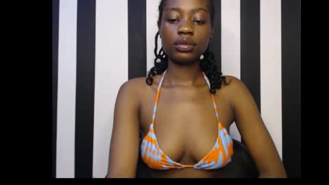 Ella online show from 19, 9, 2025