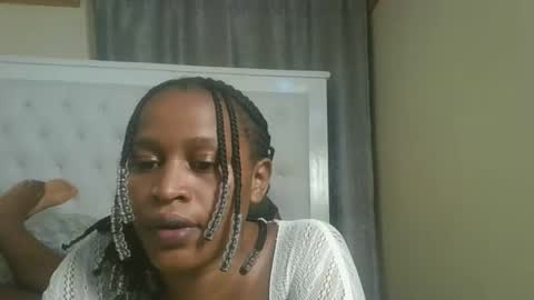 Snapshot of ebony_squiter chatting on 2, 11, 2025 Ebony squiter online show from 2, 11, 2025