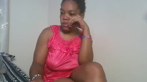 Snapshot of ebony_squiter chatting on 19, 12, 2025 Ebony squiter online show from 19, 12, 2025