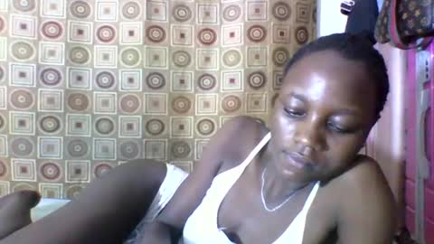 Snapshot of ebonycutegal4 chatting on 1, 3, 2025 MELLEN online show from 1, 3, 2025