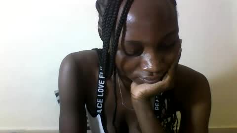 Snapshot of ebonycutegal4 chatting on 10, 9, 2025 MELLEN online show from 10, 9, 2025