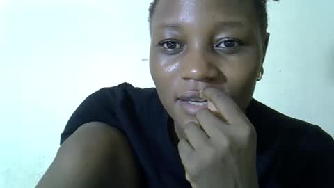 Snapshot of ebonycutegal4 chatting on 22, 11, 2025 MELLEN online show from 22, 11, 2025
