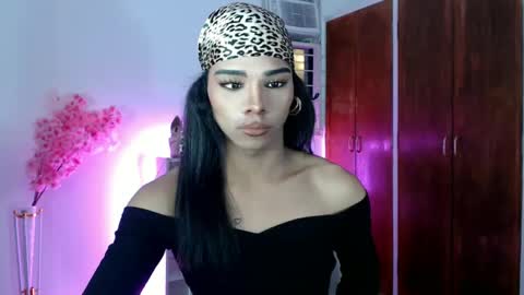Snapshot of ebonyenchantressx chatting on 10, 3, 2025 ebonyenchantressx online show from 10, 3, 2025