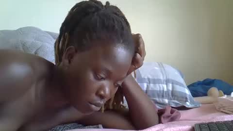 Snapshot of ebonyliliana chatting on 25, 1, 2025 ebonyliliana online show from 25, 1, 2025