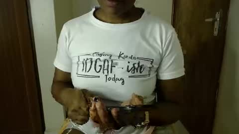 Snapshot of ebonylolo chatting on 10, 12, 2024 ebonylolo online show from 10, 12, 2024