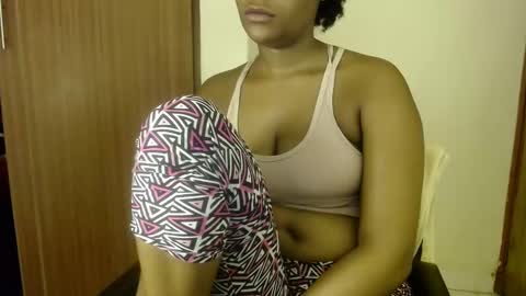 Snapshot of ebonylolo chatting on 17, 12, 2024 ebonylolo online show from 17, 12, 2024