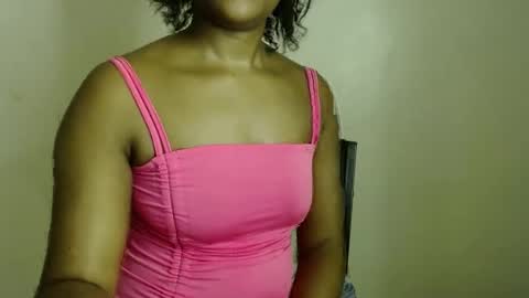 Snapshot of ebonylolo chatting on 24, 1, 2025 ebonylolo online show from 24, 1, 2025