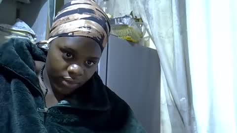 Snapshot of ebonyquin0 chatting on 14, 12, 2025 Lucky online show from 14, 12, 2025