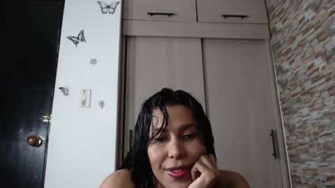 Snapshot of ebonyxprincess chatting on 4, 11, 2025 ebonyxprincess online show from 4, 11, 2025