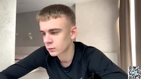 Snapshot of echowraith chatting on 5, 11, 2025 echowraith online show from 5, 11, 2025