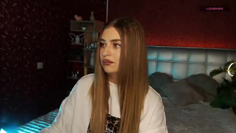 Snapshot of edaachi chatting on 3, 2, 2025 Eda online show from 3, 2, 2025