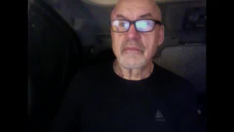 Snapshot of eddelmar chatting on 5, 3, 2025 eddelmar online show from 5, 3, 2025