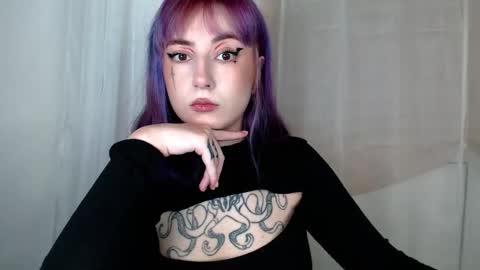 Snapshot of ediefris chatting on 12, 2, 2026 fickle demon made of clumps of matter online show from 12, 2, 2026