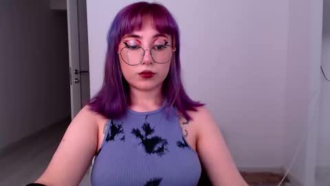 Snapshot of ediefris chatting on 14, 2, 2026 fickle demon made of clumps of matter online show from 14, 2, 2026