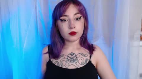 Snapshot of ediefris chatting on 25, 2, 2026 fickle demon made of clumps of matter online show from 25, 2, 2026