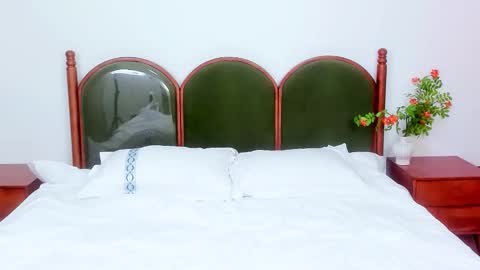 Hazel online show from 19, 3, 2026