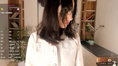 Snapshot of edlacarleton chatting on 5, 11, 2025 Nikki online show from 5, 11, 2025