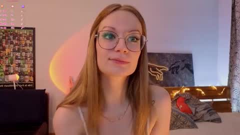 Snapshot of edlin_gail chatting on 23, 10, 2025 Edlin Gali online show from 23, 10, 2025