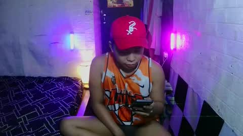 Snapshot of edrianburca052 chatting on 24, 10, 2025 urasian chub online show from 24, 10, 2025