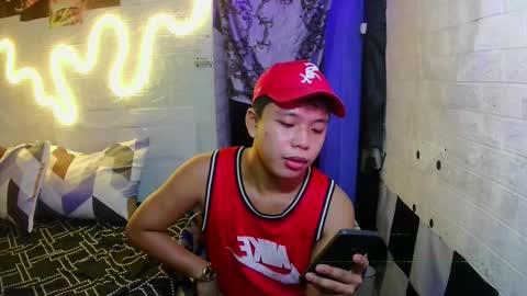 Snapshot of edrianburca052 chatting on 27, 10, 2025 urasian chub online show from 27, 10, 2025