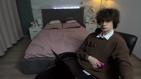 edvardblare online show from 12, 9, 2025