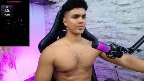 Snapshot of edward__clarck chatting on 15, 1, 2025 EDWARD CLARCK online show from 15, 1, 2025