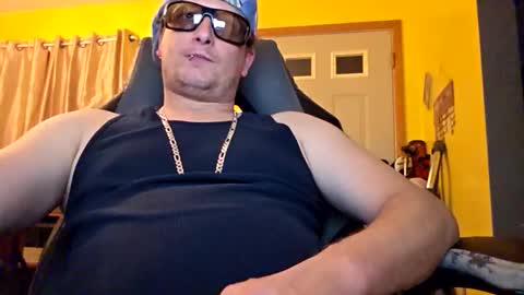 edwardaims_2please online show from 6, 11, 2025