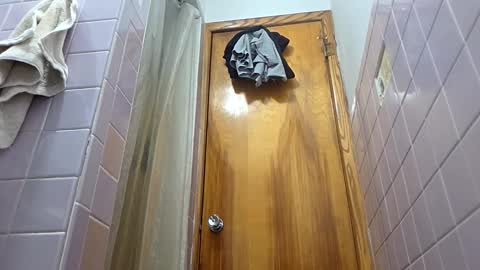 edwardaims_2please online show from 12, 11, 2025