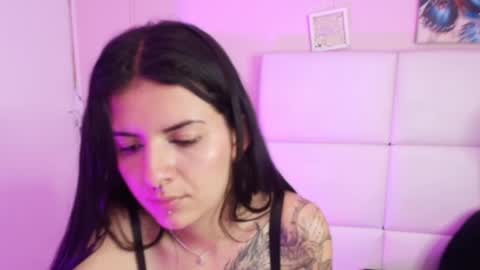eemily_1 online show from 8, 2, 2025