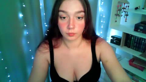 effie_balconii online show from 22, 2, 2025