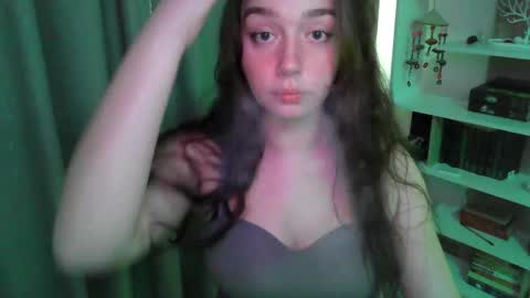effie_balconii online show from 6, 3, 2025
