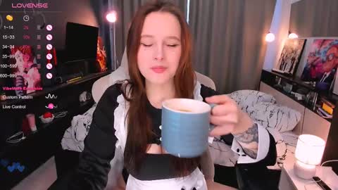 Effie online show from 5, 3, 2025