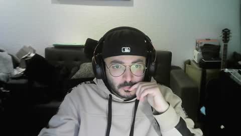 Snapshot of egyptianthickdick_95 chatting on 12, 1, 2025 egyptianthickdick_95 online show from 12, 1, 2025