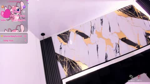 eileenn tanihara online show from 11, 11, 2025