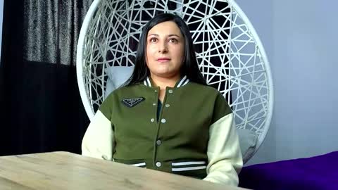 eimy__cute online show from 6, 11, 2025