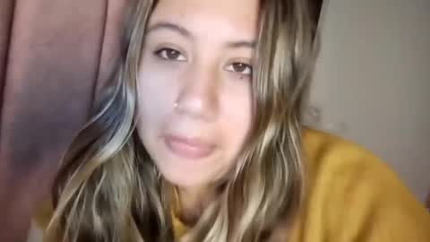 Snapshot of eimy_collin chatting on 10, 10, 2025 EIMY MODEL INDEPENDENT online show from 10, 10, 2025