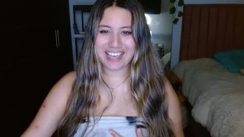 Snapshot of eimy_collin chatting on 29, 10, 2025 EIMY MODEL INDEPENDENT online show from 29, 10, 2025