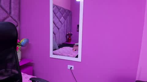 eimy_cutte online show from 11, 3, 2025