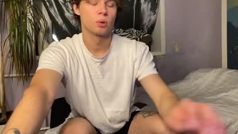 Eitan online show from 6, 10, 2025