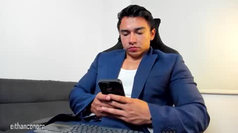 EITHAN CONOR online show from 11, 11, 2025