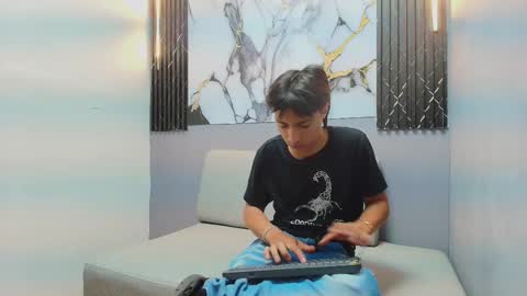 Snapshot of el_rayoo chatting on 15, 10, 2025 EL RAYOO online show from 15, 10, 2025