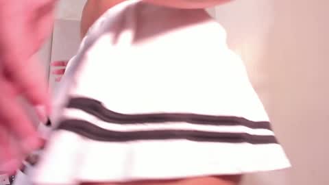 Snapshot of ela_endezz chatting on 4, 1, 2025 online show from 4, 1, 2025