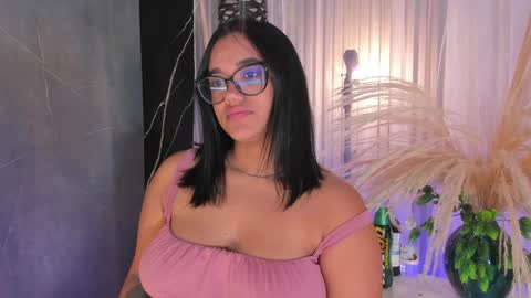 Snapshot of ela_endezz chatting on 17, 1, 2025 online show from 17, 1, 2025
