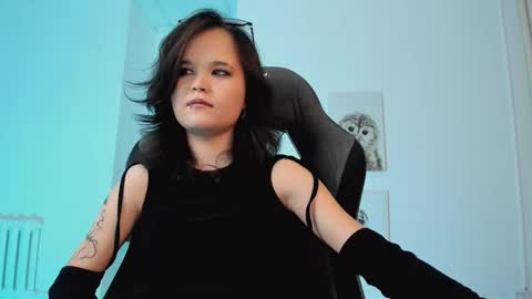 Your sweet girl online show from 12, 3, 2025