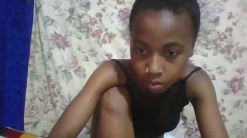 Snapshot of elalia1234 chatting on 17, 11, 2025 elalia1234 online show from 17, 11, 2025