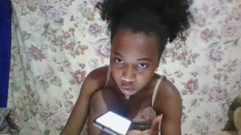 Snapshot of elalia1234 chatting on 27, 11, 2025 elalia1234 online show from 27, 11, 2025