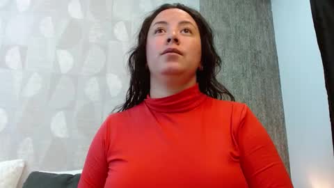 Snapshot of elamurray chatting on 5, 12, 2025 elamurray online show from 5, 12, 2025