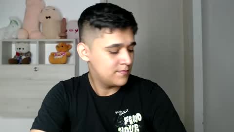 Snapshot of elandor__79876 chatting on 8, 11, 2025 elandor online show from 8, 11, 2025