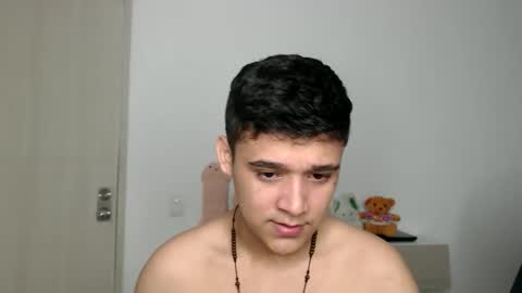 Snapshot of elandor__79876 chatting on 17, 11, 2025 elandor online show from 17, 11, 2025