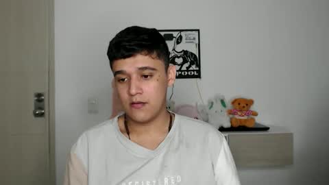 Snapshot of elandor__79876 chatting on 18, 11, 2025 elandor online show from 18, 11, 2025